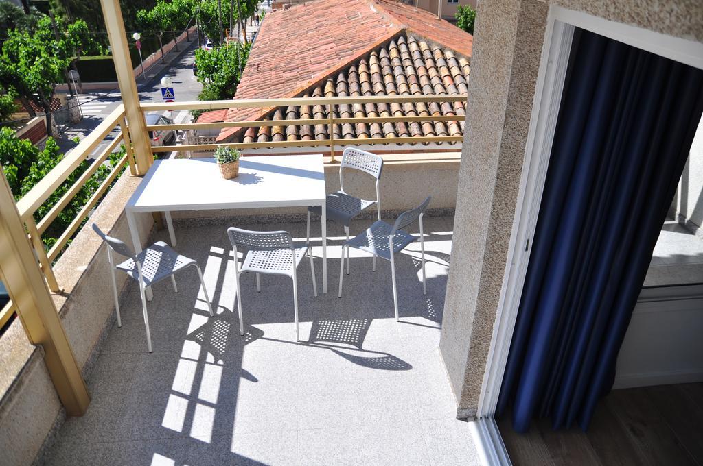 Hostal Porto Mar ซาลอว์ ภายนอก รูปภาพ